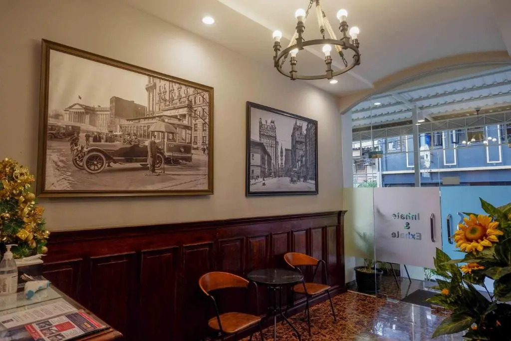 Sans Hotel Empress Simpang Lima