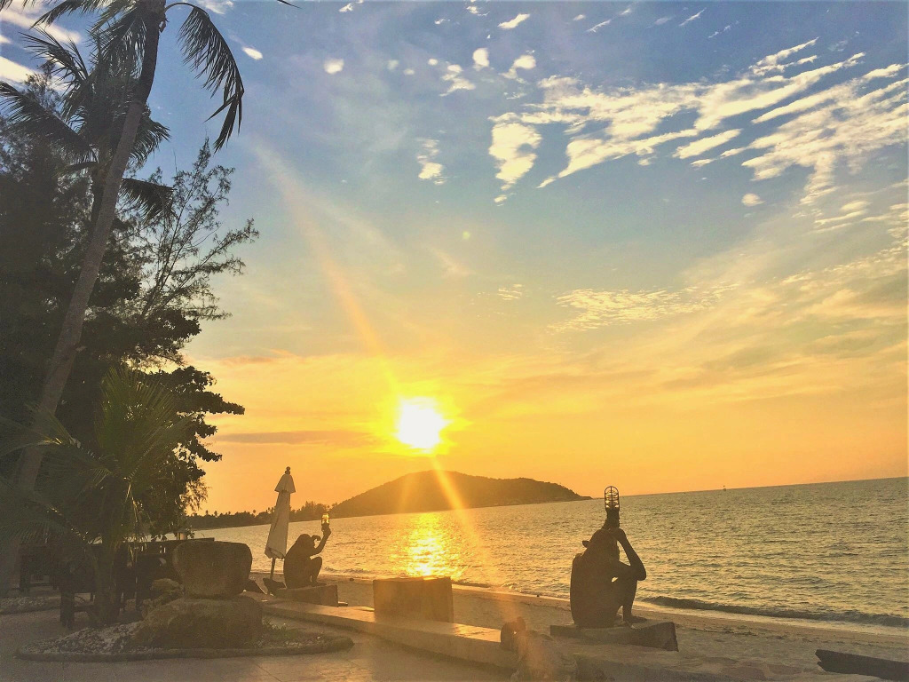 Kanok Buri Resort