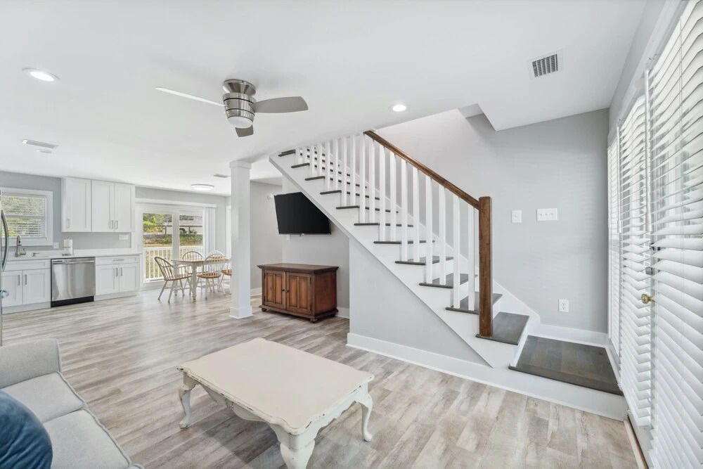 30A Pet Friendly Beach House - Vitamin Sea by Panhandle Getaways