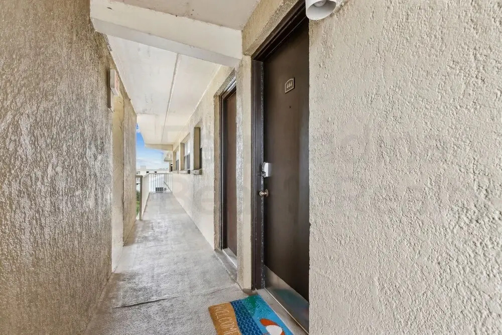 444 Amelia By The Sea 3 Bedroom Condo
