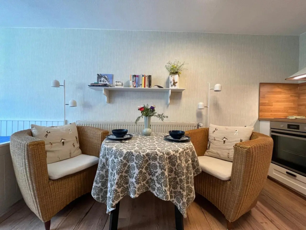 Sonnige Souterrain-Ferienwohnung