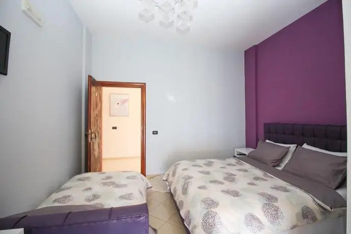 Hotel Zhironi