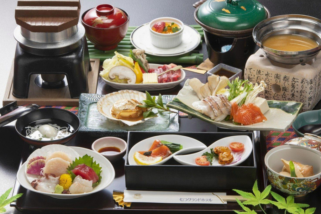 Mutsu Grand Hotel