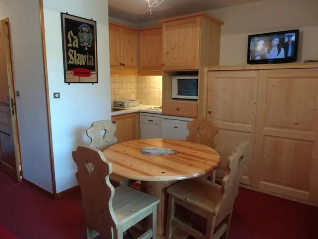 Appartement Les Menuires, 2 pièces, 4 personnes - FR-1-178-29