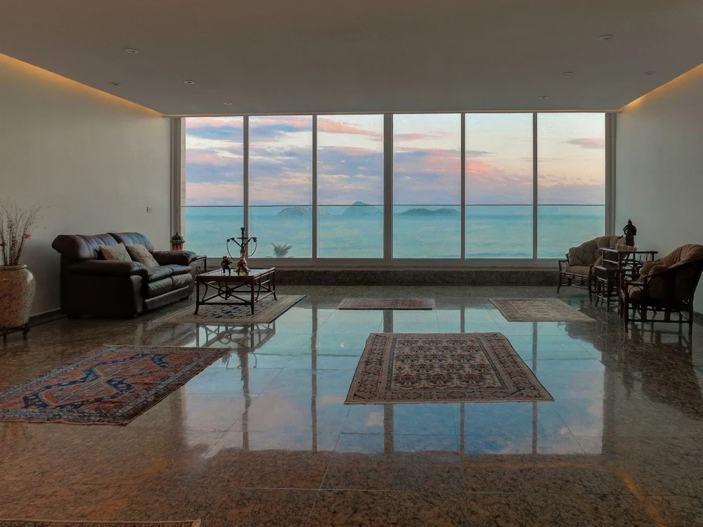 LinkHouse Majestic Beachfront Ipanema 3BDR Y1-008