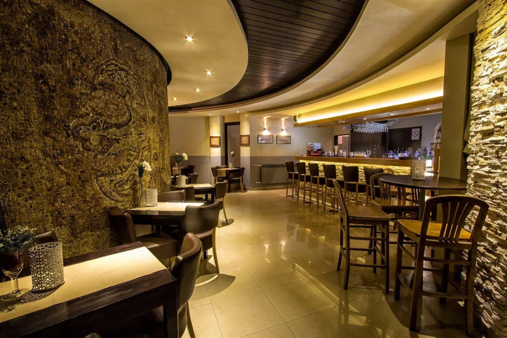 Hotel Petrus