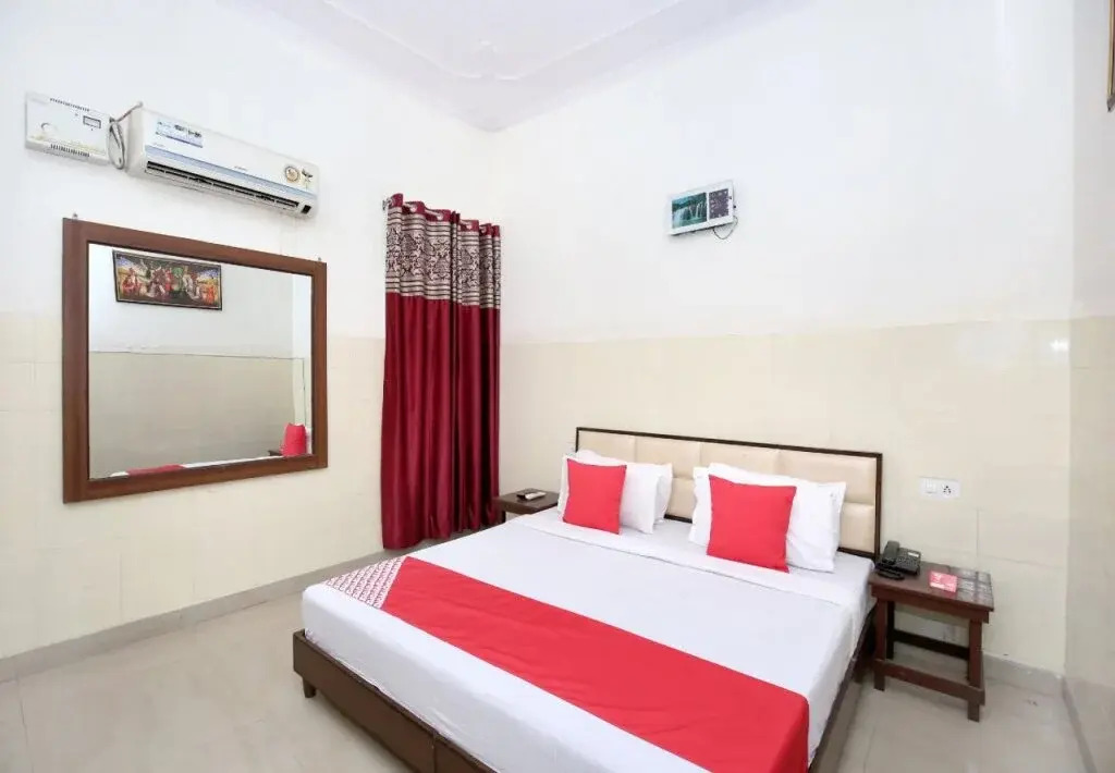 Hotel Shivjot By OYO Rooms