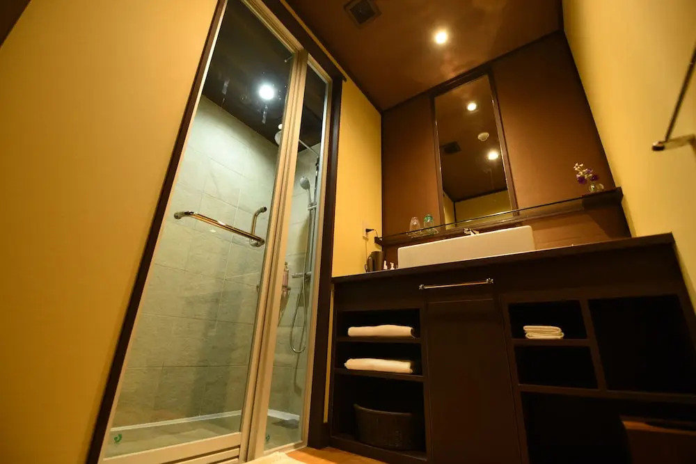 Kohoku No Sora Futari No Yado Kihiro(湖北ノ空　二人ノ宿　きひろ)