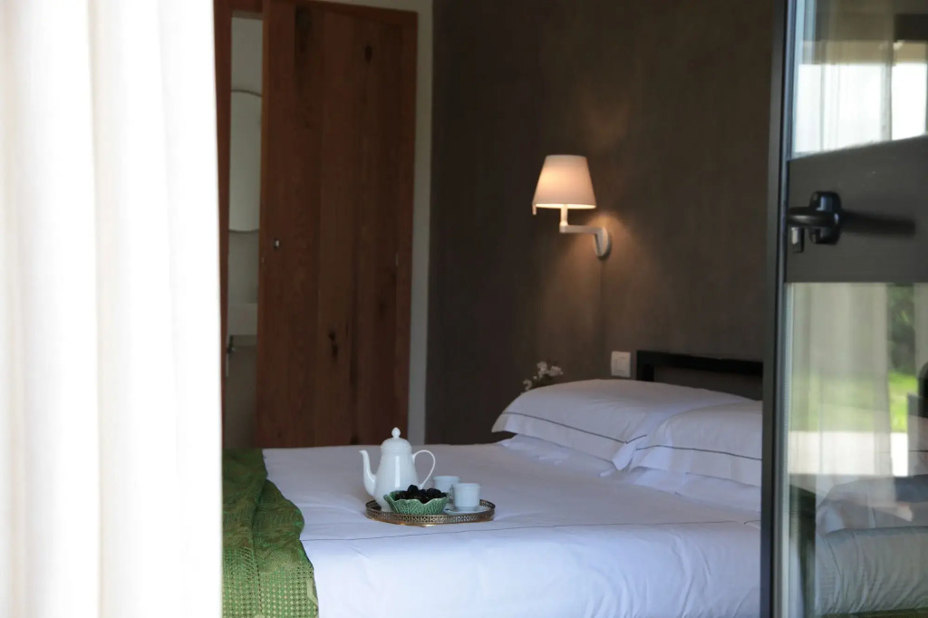 Talè Restaurant & Suite
