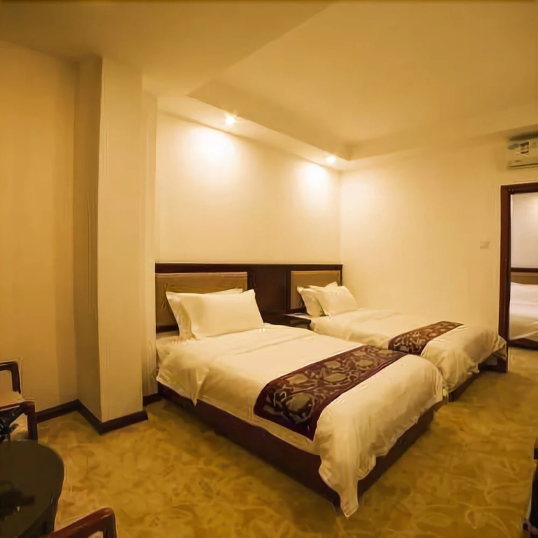 Boyi Business Hotel