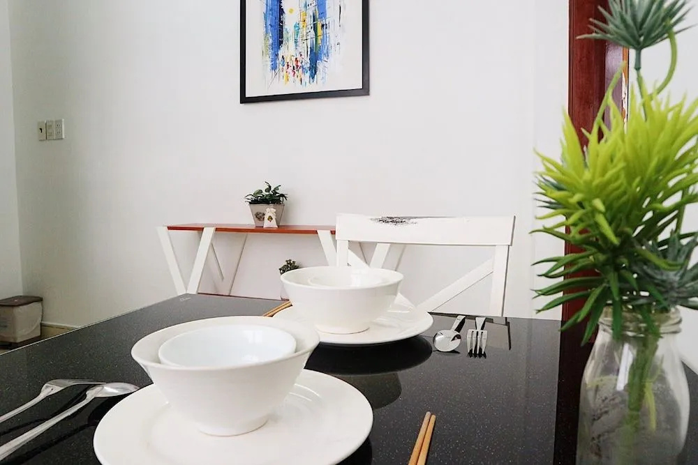 M-H Apartment Hotel