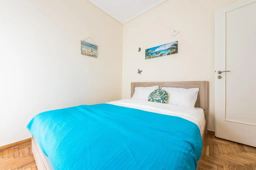Modern 2BD apt in Athens DT, 2-min metro