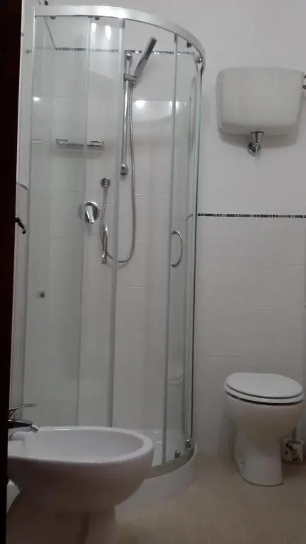SANTA VENERE Apartments "PARCHEGGIO interno MOTO-AUTO"