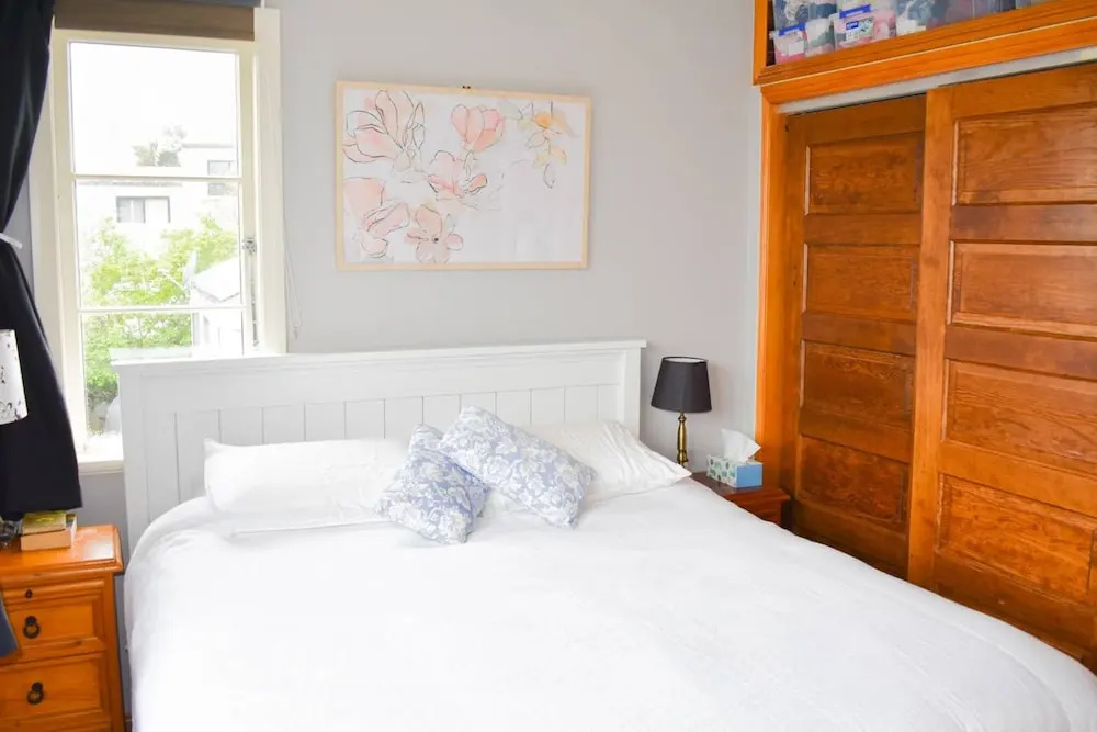 Welcoming 4 Bedroom Family Home in Meadowbank