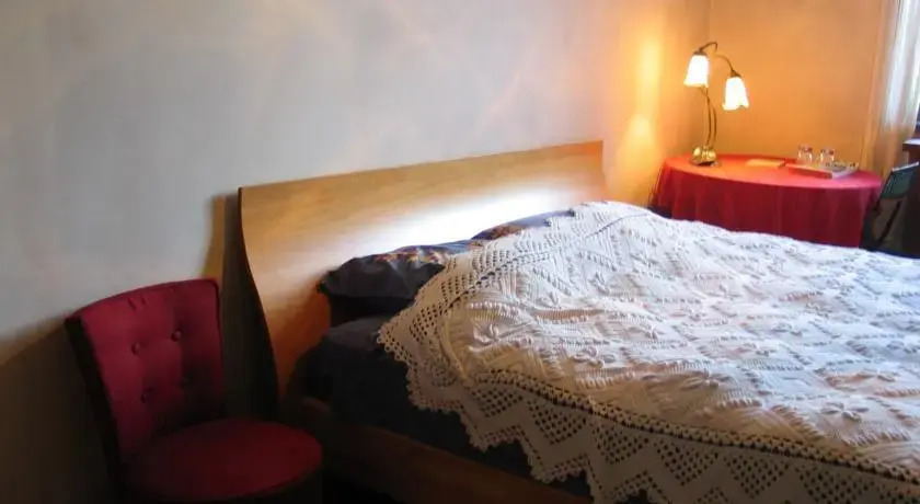B&B Lestacion
