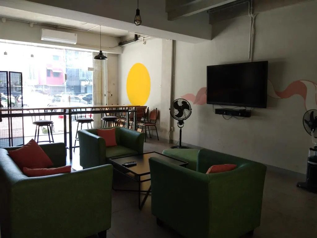 Pinxs Hostel Gunung Sahari