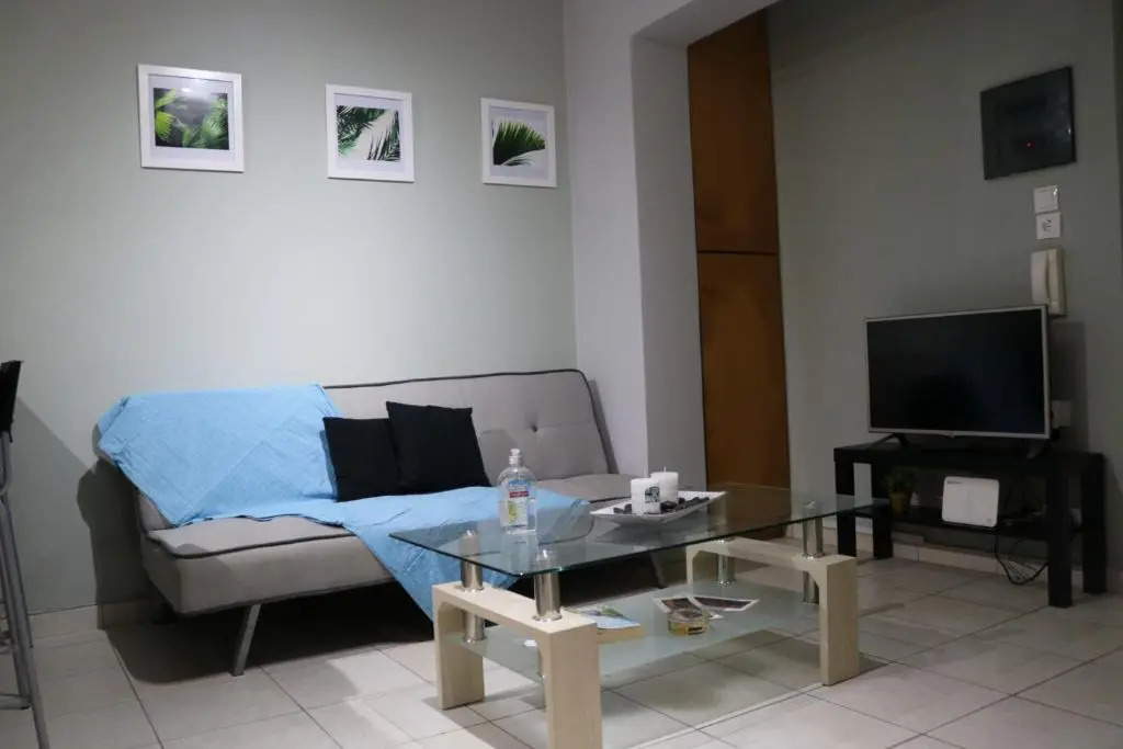 Semi-basement 50sqm apartment near Kos citycenter