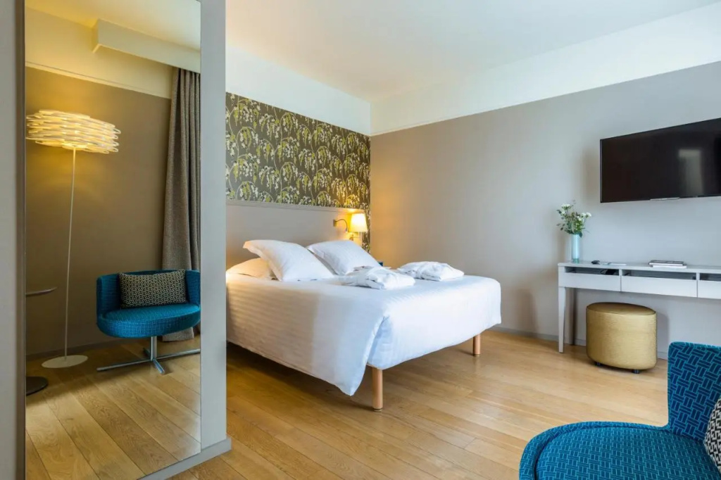 Oceania lHôtel de France Nantes