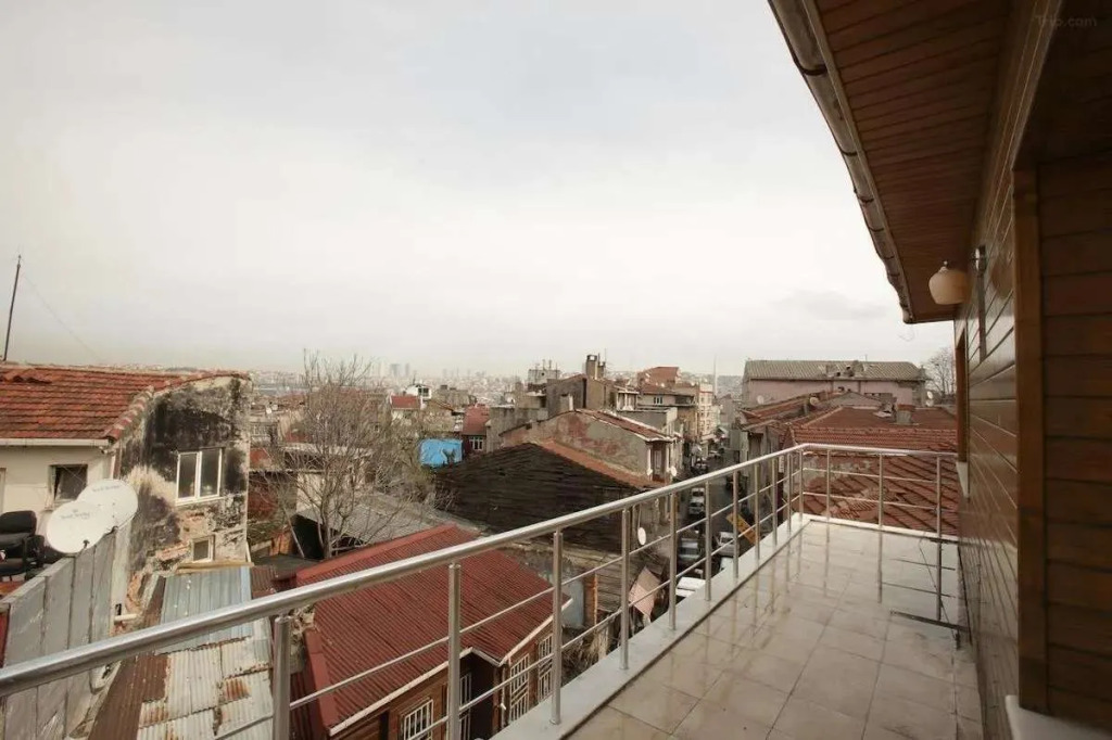 Herton Boutique Hotel