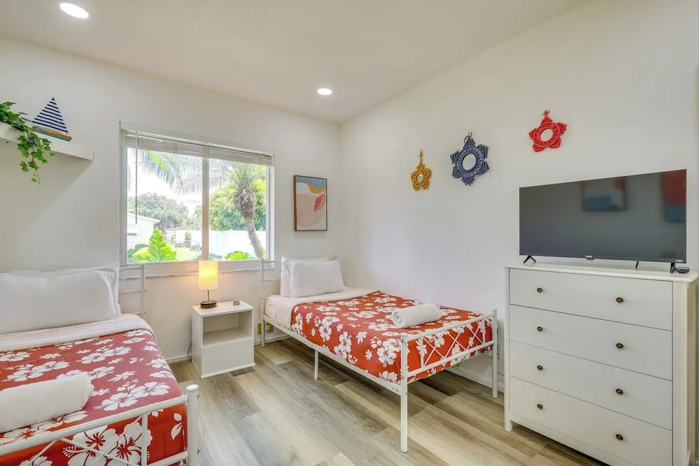 Heated Pool & Backyard Oasis in Pompano Beach!