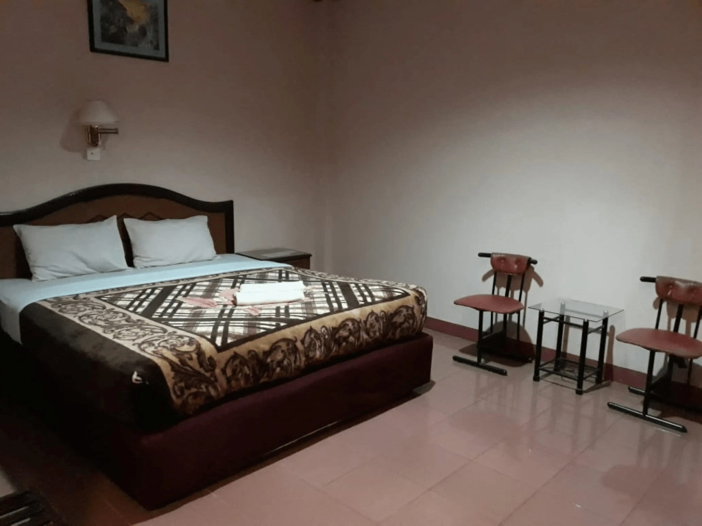 Hotel Parewisata