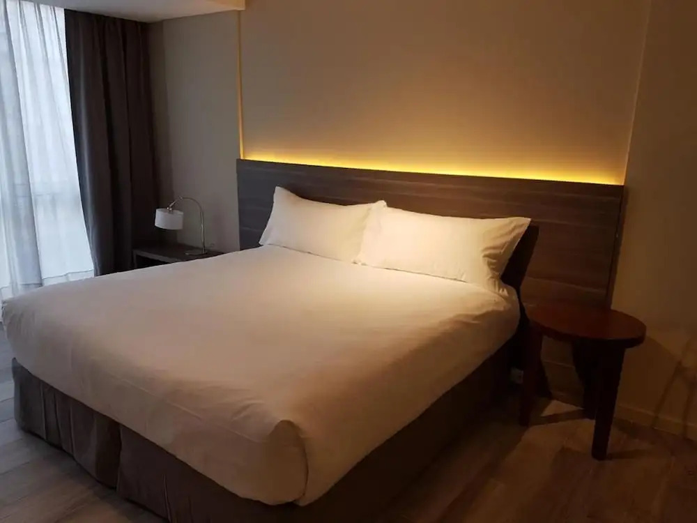 Olmos Suites