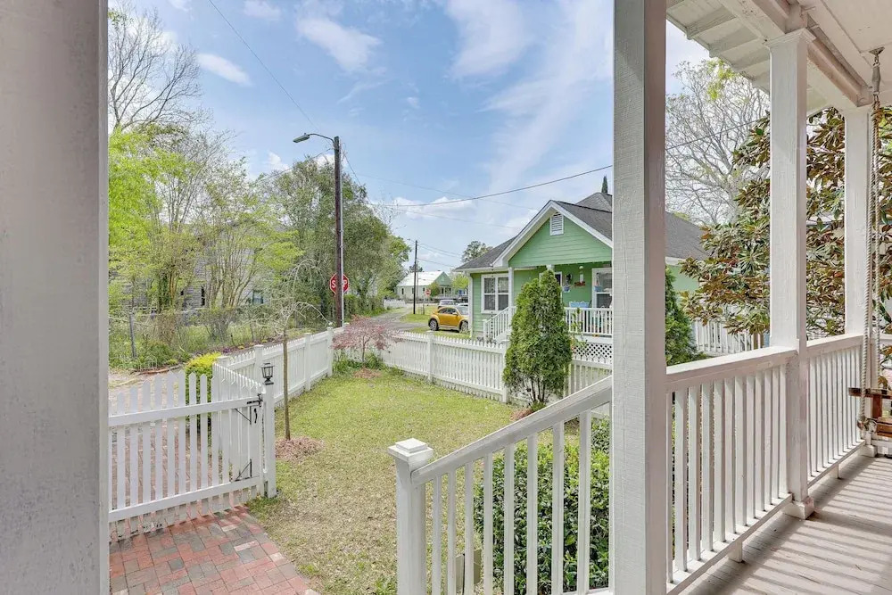 Charming Wilmington Cottage - Walk to Downtown!