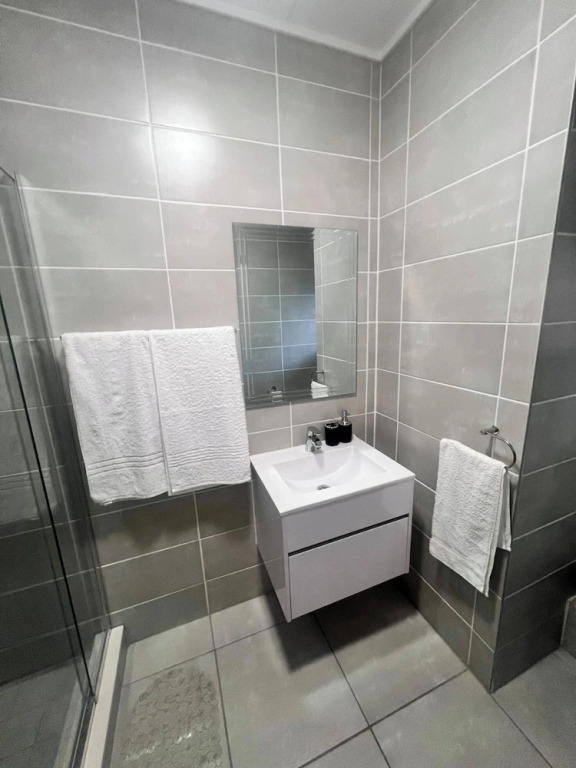Serene 1-bedroom Apartment in Ballito With Shared Pool