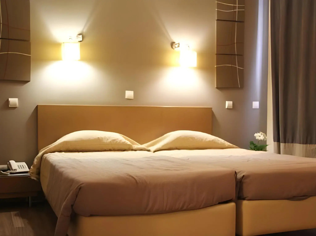 Ariston Hotel