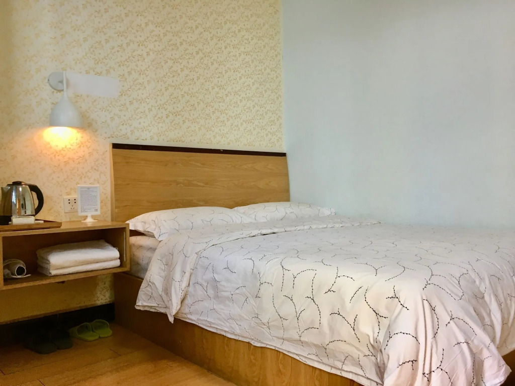 Guilin Cyan Box Guest House