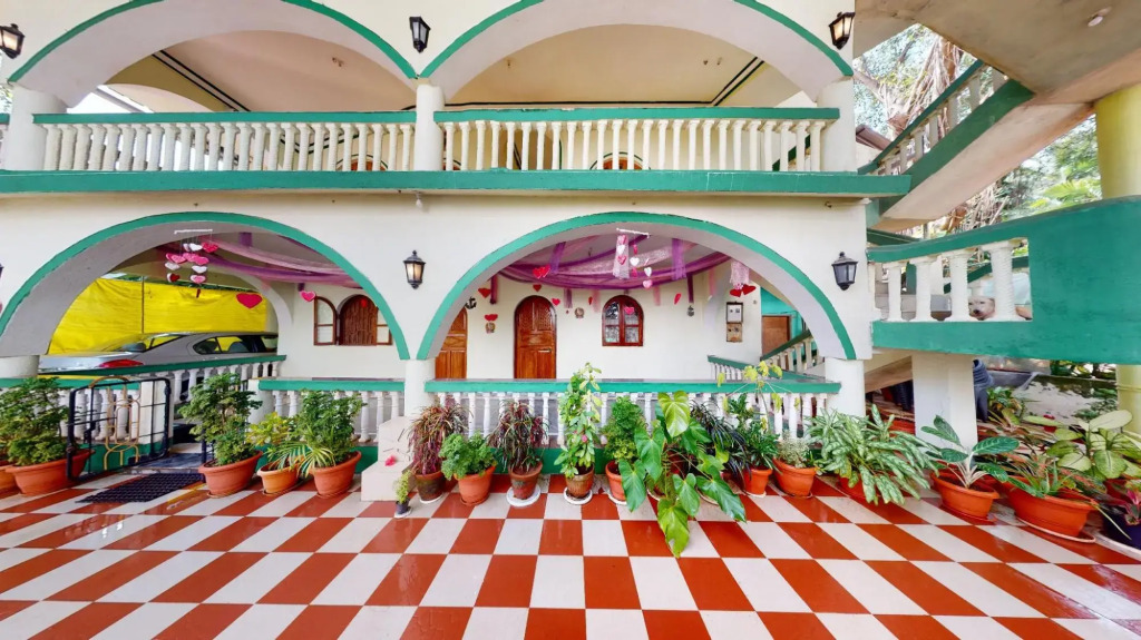 Joaquina's Guest House