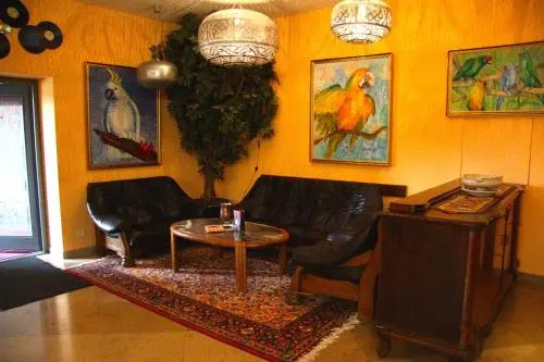 Hotel Tango