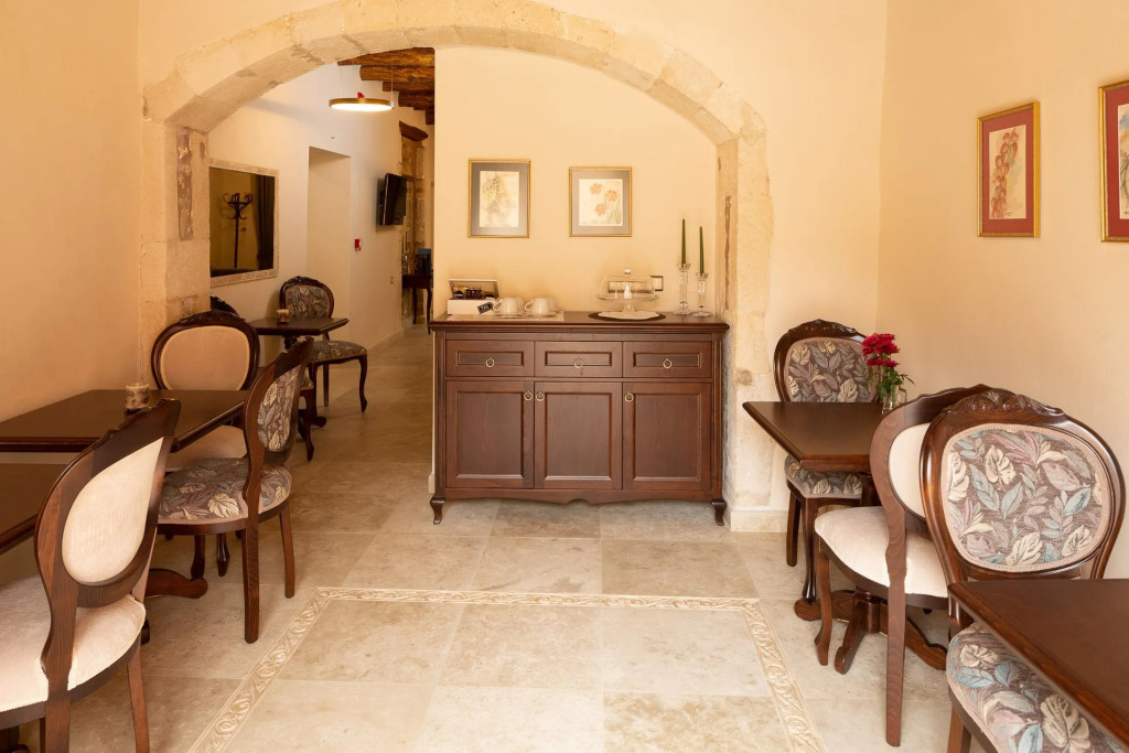 Phaedra Suites