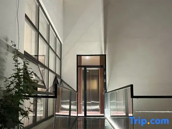 Limu Elegant House · Life Light Luxury Design Resort Guesthouse (Gejiu Shadian Grand Mosque Branch)