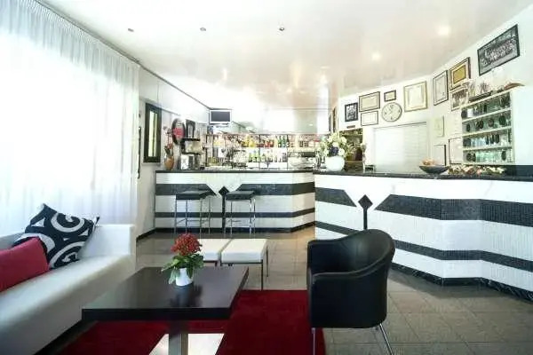 Hotel Betty