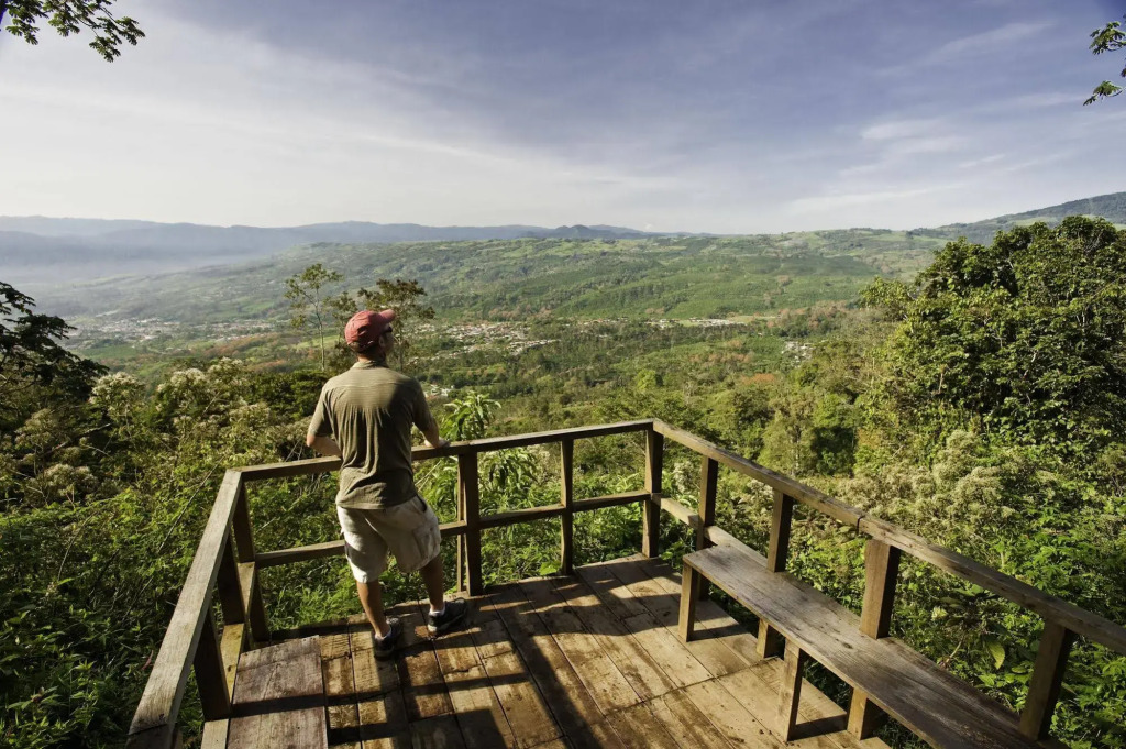 Wagelia Espino Blanco Lodge