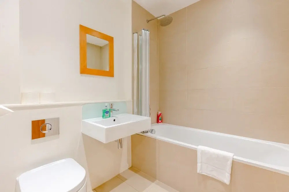 Spacious and Central 3 Bedroom House in Paddington