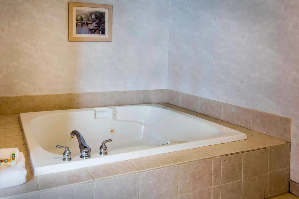 Garner Hotel Liberty Lake by IHG