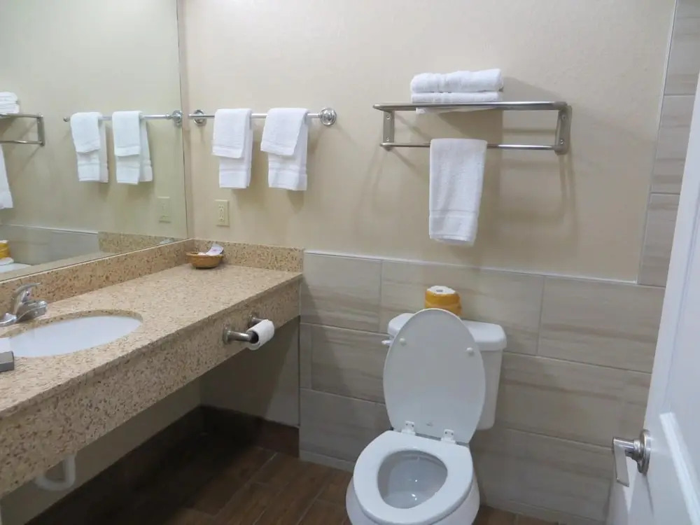 Scottish Inns and Suites Hwy 146 #A Baytown, TX