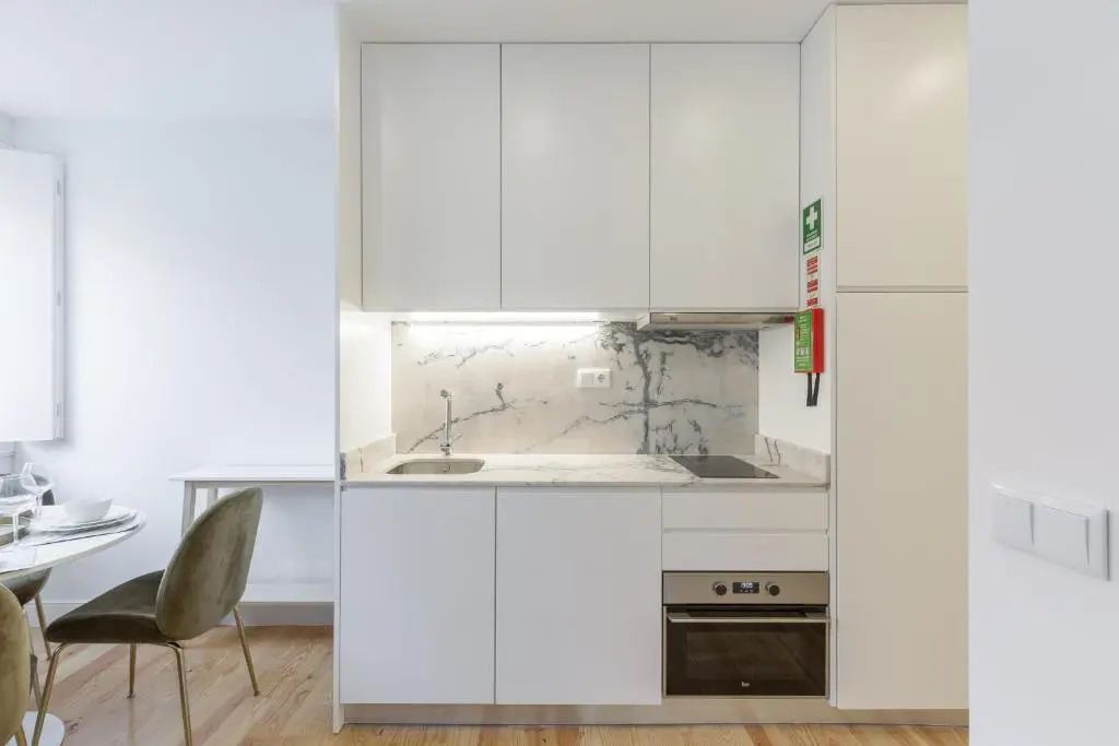 1BR Apartment near Metro in Porto by GuestReady