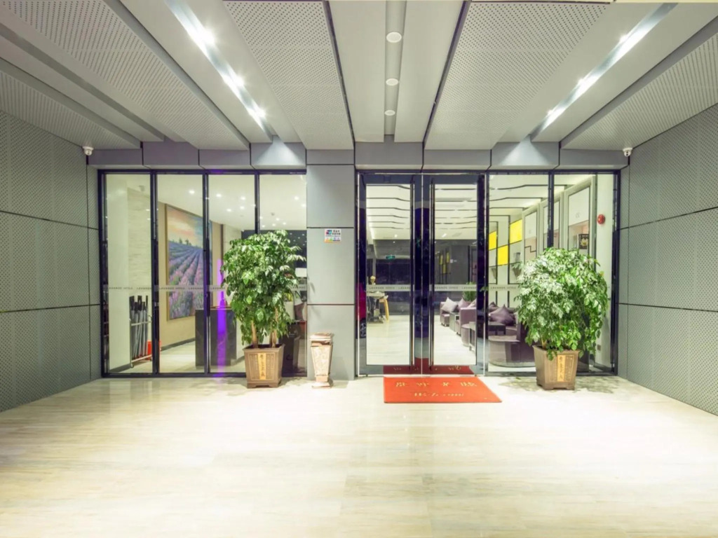 Lavande Hotel Shenzhen Baoan Haiya Binfen City Branch
