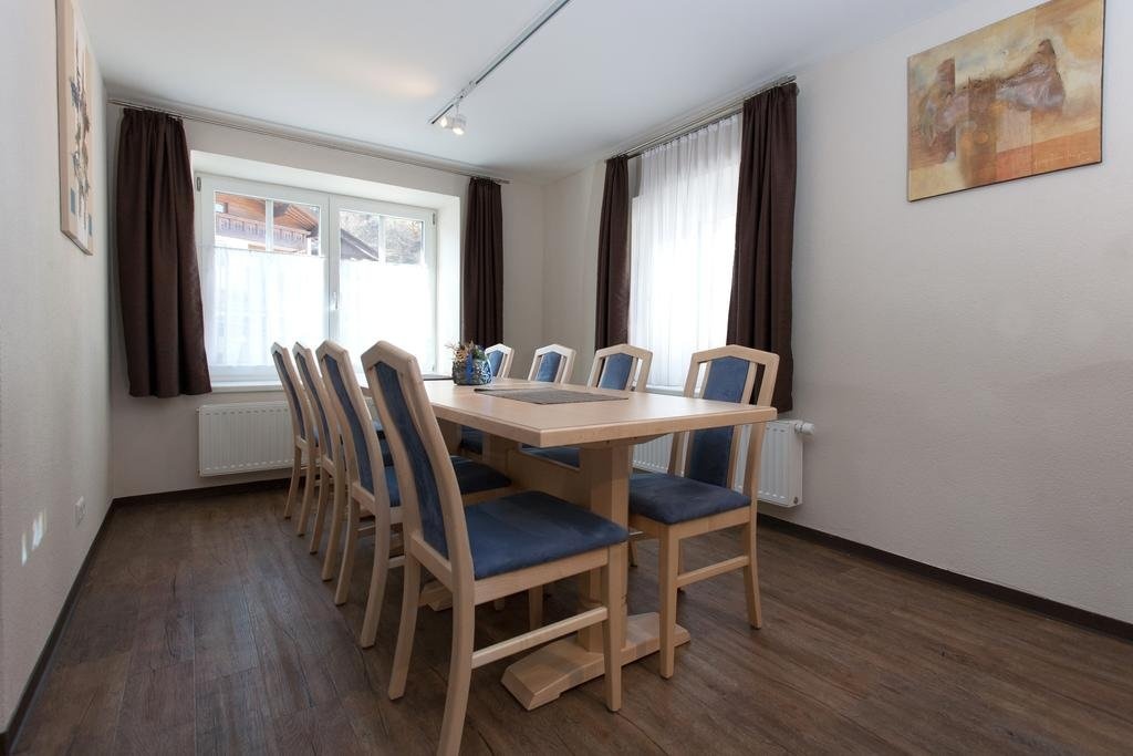 Rutsche Hostel