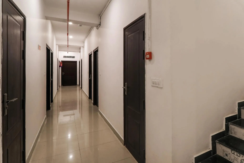 FabHotel Insight Inn