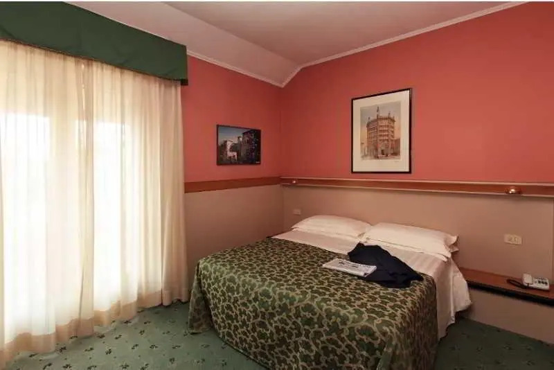 Astoria Residence