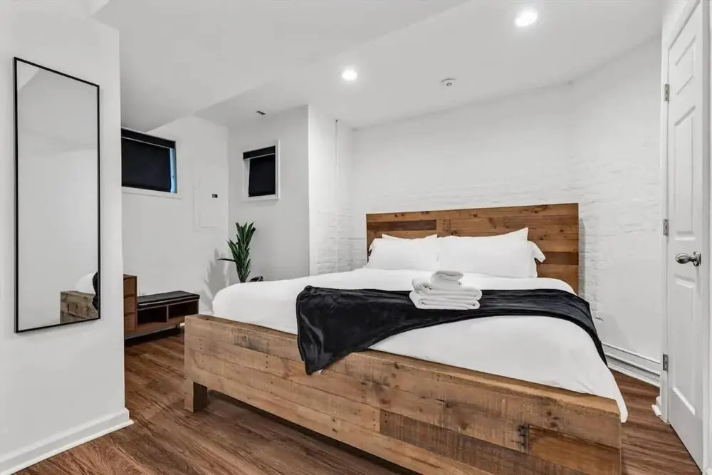 H St DC Haven 3-br Homestay
