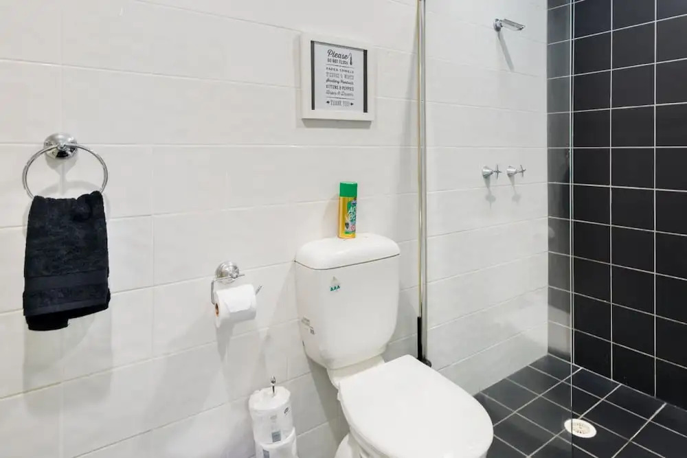 Studio 64 Oyster Bay Modern 3 Bedroom