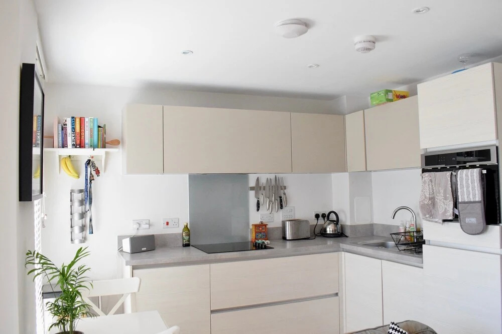 Spacious 1 Bedroom Apartment in Canning Town