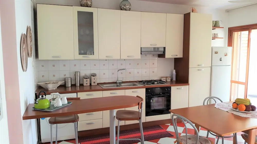 Holiday House Viriola Rossa