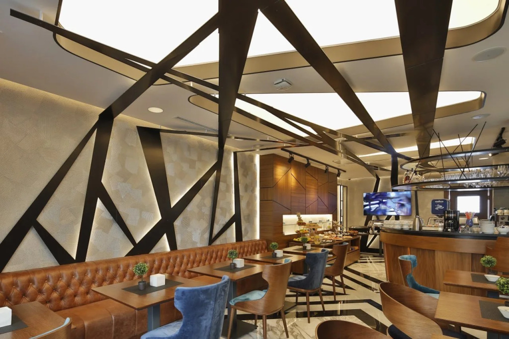 Sky Hotel