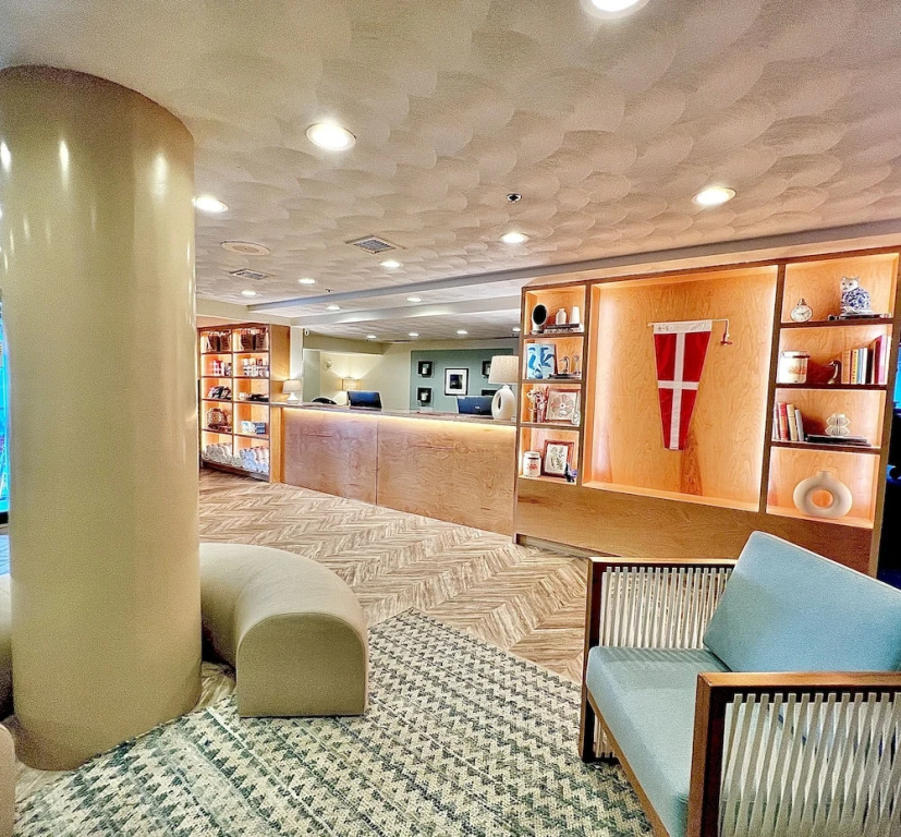 Atlantic Beach Hotel & Suites